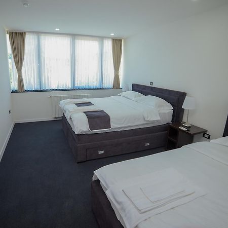 וליקה קלדושה Motel Grand מראה חיצוני תמונה